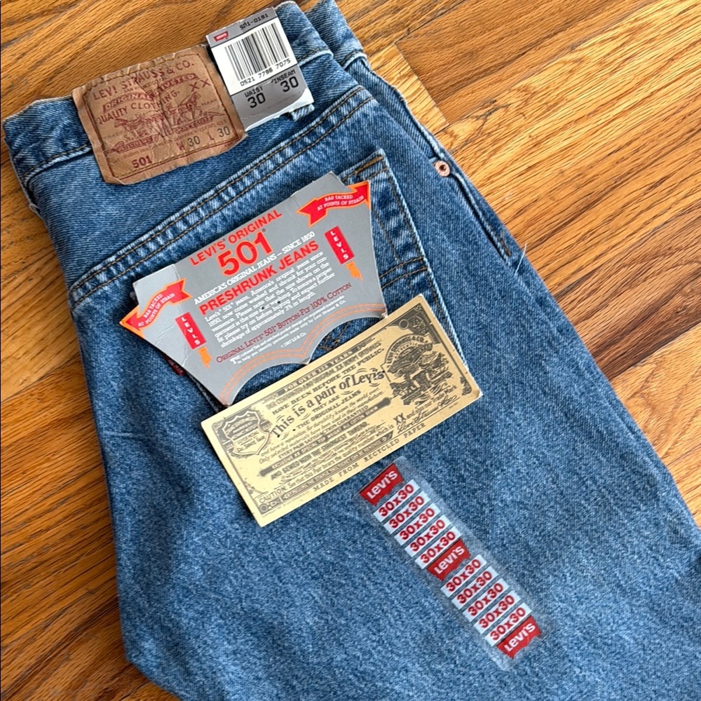 1992 VINTAGE NEW WITH TAGS LEVIS ORIGINAL 501 PRESHRUNK JEANS